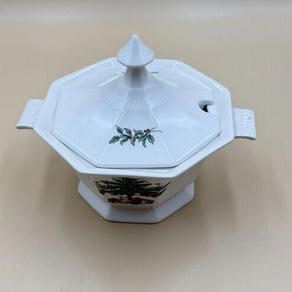 Nikko Christmastime Sauce Tureen Bowl and Lid Gravy Boat Vintage Japan White